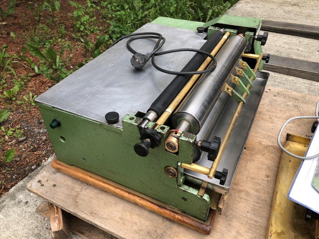 Sumbel Herold 400 Two Roll Gluing Machine - Inbindmachine: afbeelding 1 Sumbel Herold 400 Two Roll Gluing Machine - Inbindmachine: afbeelding 1