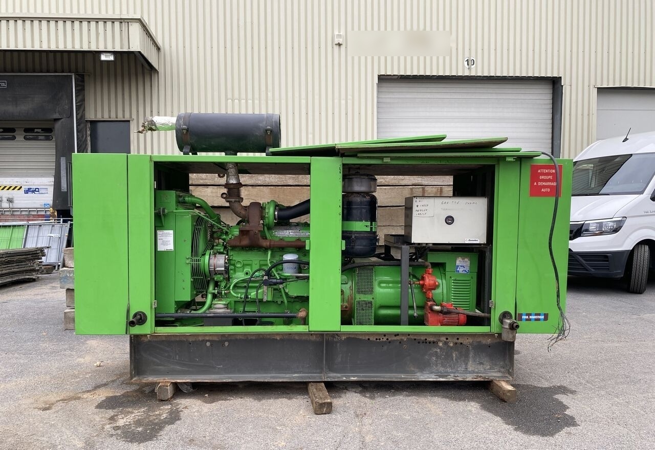 IVECO 100 kVa 8061 - Industrie generator: afbeelding 1 IVECO 100 kVa 8061 - Industrie generator: afbeelding 1