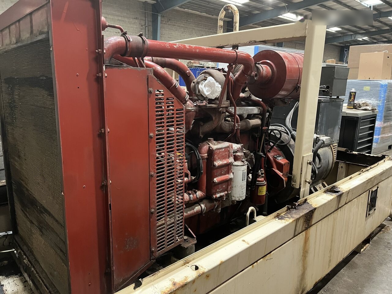 IVECO 240 kVa 8361 SRI - Industrie generator: afbeelding 4 IVECO 240 kVa 8361 SRI - Industrie generator: afbeelding 4