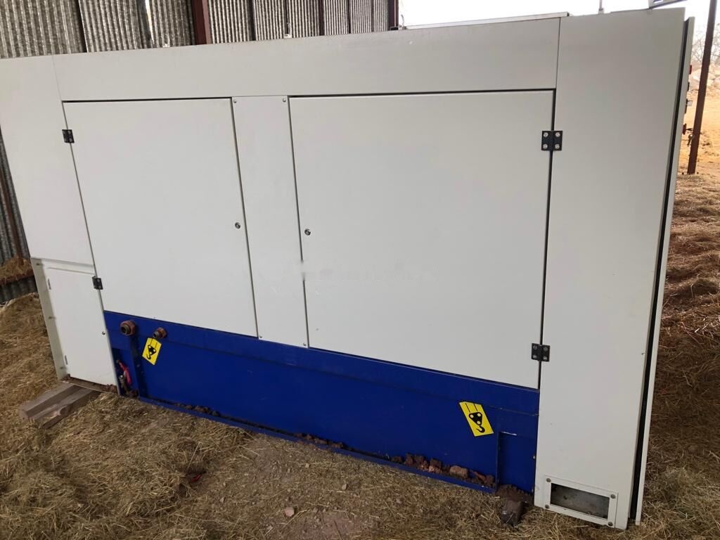 IVECO 60 kVa - Industrie generator: afbeelding 1 IVECO 60 kVa - Industrie generator: afbeelding 1