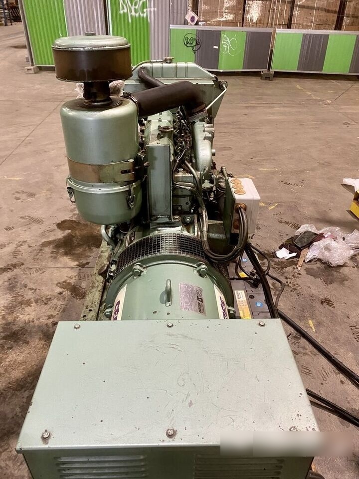IVECO 80 kVa 8061 - Industrie generator: afbeelding 4 IVECO 80 kVa 8061 - Industrie generator: afbeelding 4