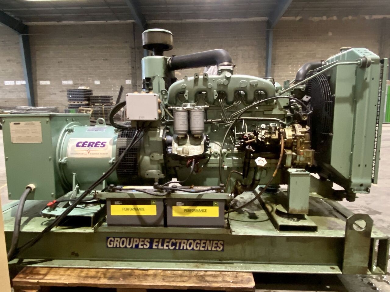 IVECO 80 kVa 8061 - Industrie generator: afbeelding 1 IVECO 80 kVa 8061 - Industrie generator: afbeelding 1