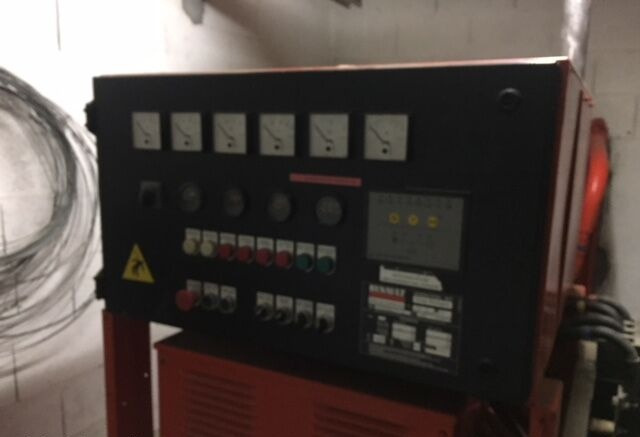 Renault 250 kVa - Industrie generator: afbeelding 2 Renault 250 kVa - Industrie generator: afbeelding 2