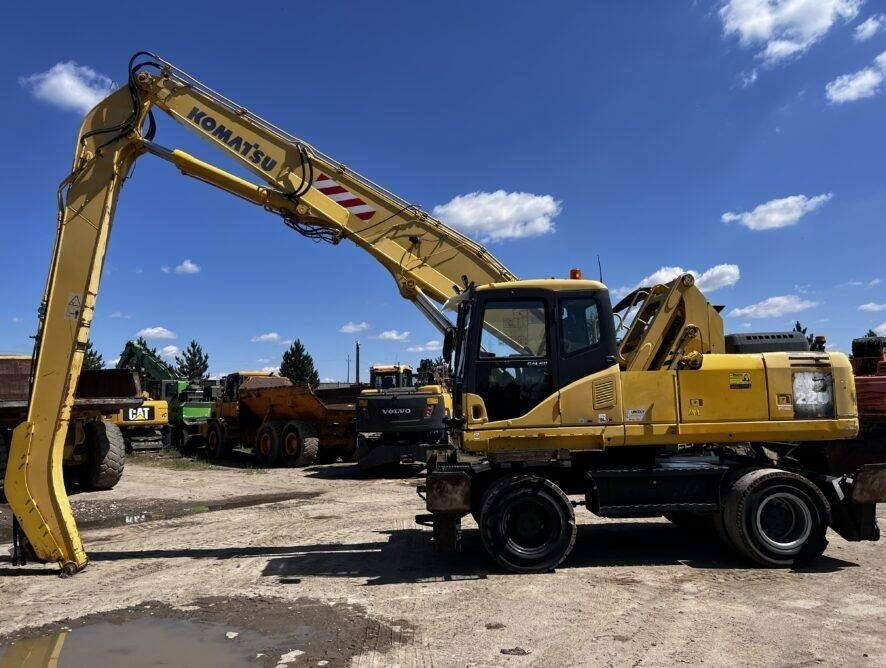 Komatsu PW220MH MH - Overslagkraan: afbeelding 1 Komatsu PW220MH MH - Overslagkraan: afbeelding 1
