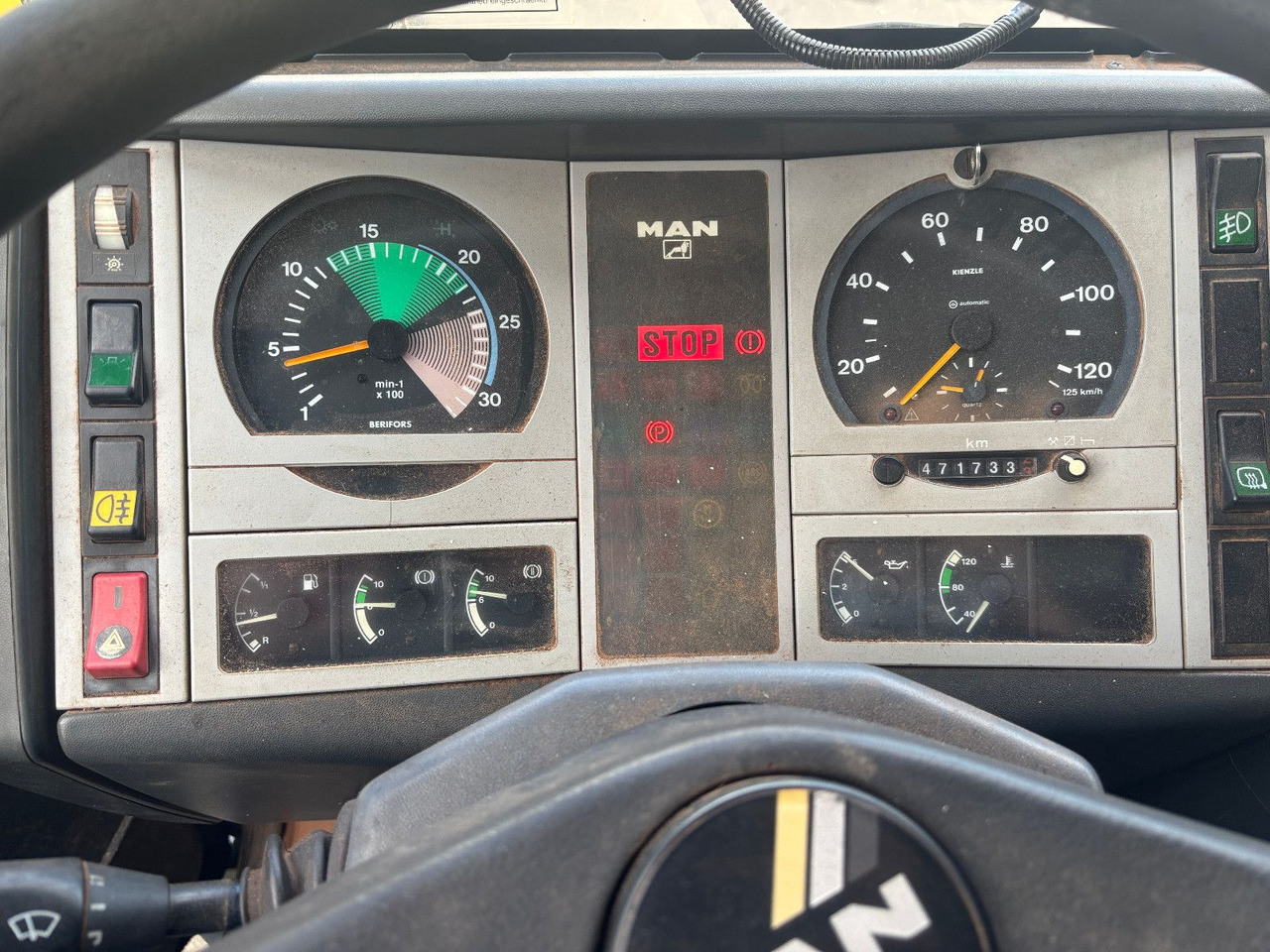 MAN 14.224 12.220 4x4 Meiller 3 Seitenkipper - Kipper vrachtwagen: afbeelding 5 MAN 14.224 12.220 4x4 Meiller 3 Seitenkipper - Kipper vrachtwagen: afbeelding 5