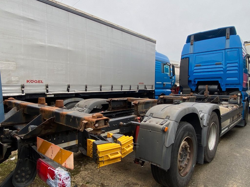 MAN TGX 26.440 EEV /Retarder/Lift/StandHei/2 Stück MAN TGX 26.440 EURO V EEV 2 Stück - Containertransporter/ Wissellaadbak vrachtwagen: afbeelding 4 MAN TGX 26.440 EEV /Retarder/Lift/StandHei/2 Stück MAN TGX 26.440 EURO V EEV 2 Stück - Containertransporter/ Wissellaadbak vrachtwagen: afbeelding 4
