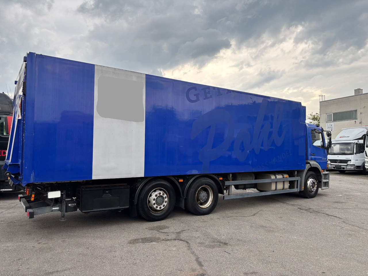 Mercedes-Benz 2528 L LBW/Klima/Frigoblock - Koelwagen vrachtwagen: afbeelding 5 Mercedes-Benz 2528 L LBW/Klima/Frigoblock - Koelwagen vrachtwagen: afbeelding 5