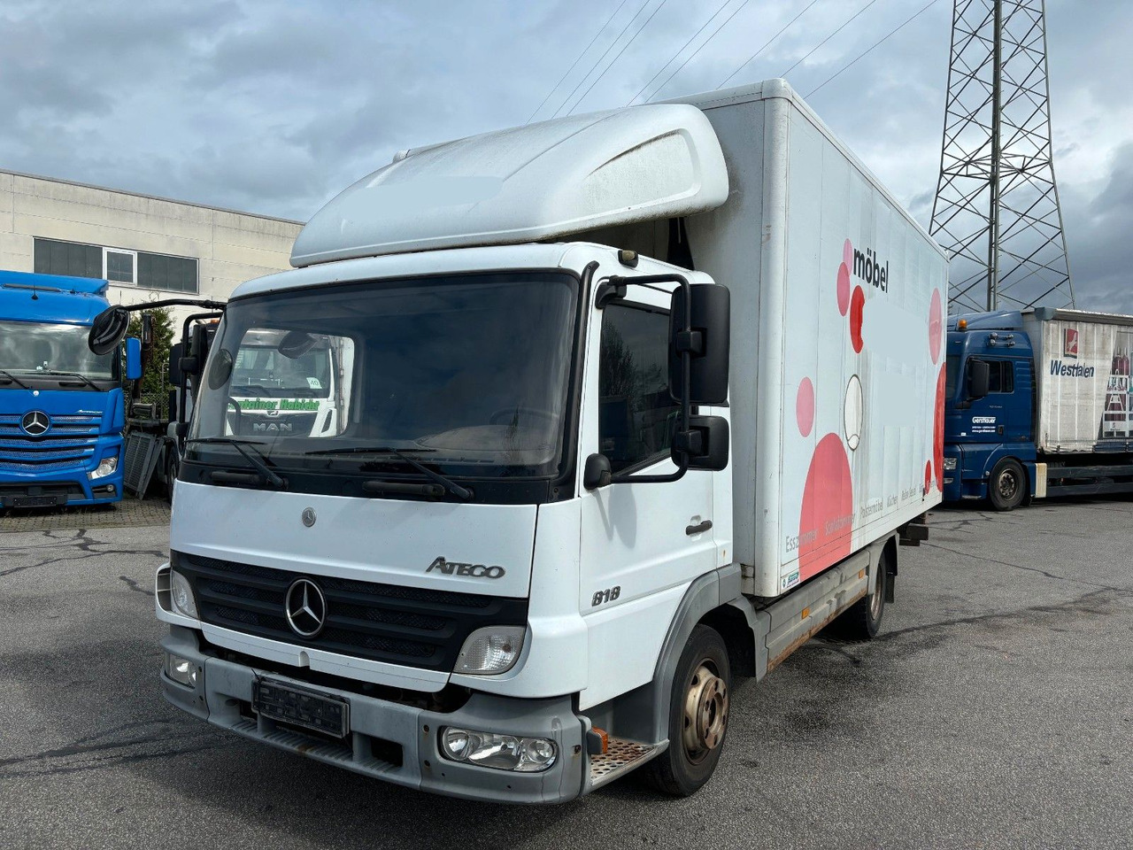 Mercedes-Benz 818 Kurze Radstand Blattfederung - Bestelwagen gesloten laadbak: afbeelding 1 Mercedes-Benz 818 Kurze Radstand Blattfederung - Bestelwagen gesloten laadbak: afbeelding 1