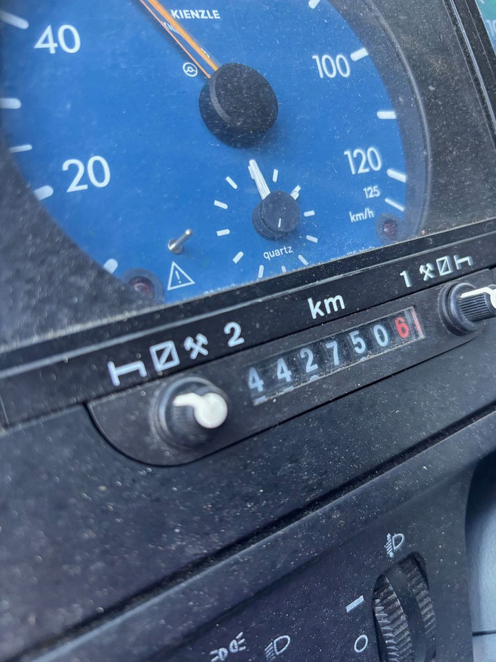 Mercedes-Benz Atego 815 817 818/Partywagen/Tour Lkw Mercedes-Benz Atego 815 817 818/Partywagen/Tour Lkw - Bestelwagen gesloten laadbak: afbeelding 5 Mercedes-Benz Atego 815 817 818/Partywagen/Tour Lkw Mercedes-Benz Atego 815 817 818/Partywagen/Tour Lkw - Bestelwagen gesloten laadbak: afbeelding 5