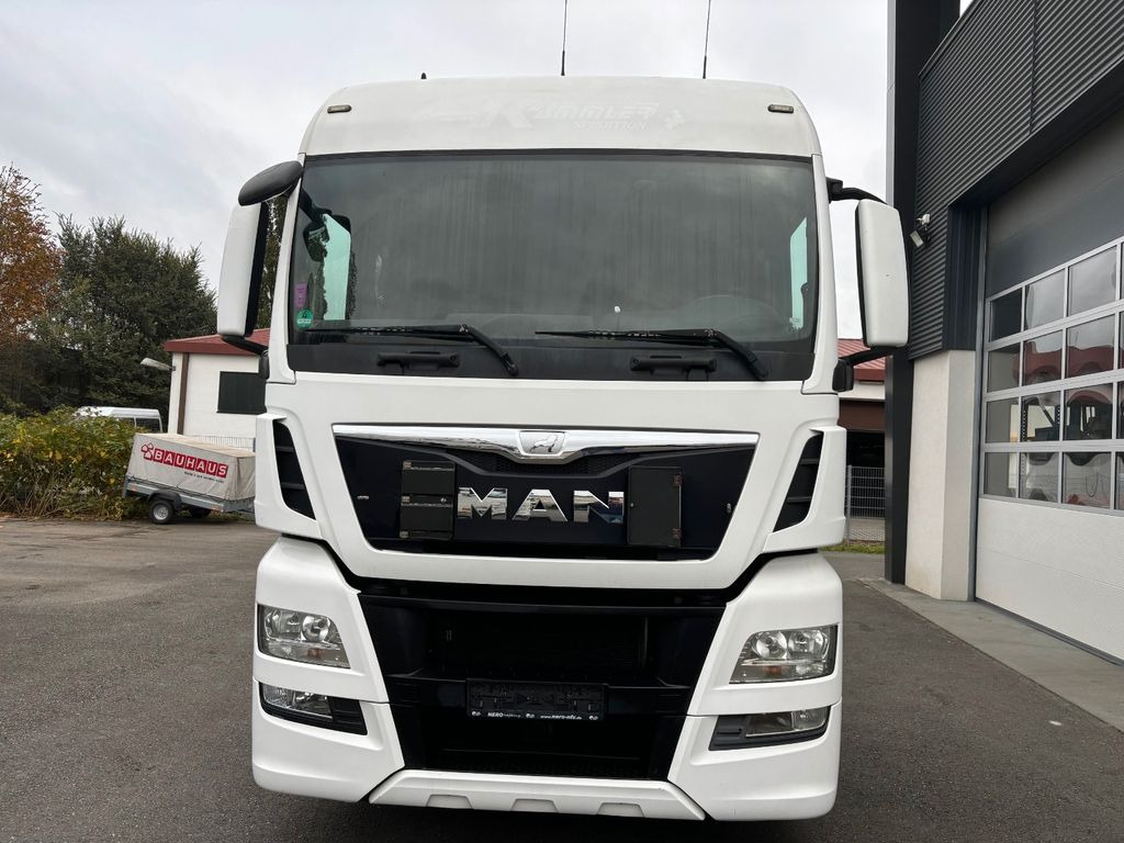 MAN TGX 18.440 480 Retarder/NAVI/2 Tanks/Standheiz - Trekker: afbeelding 3 MAN TGX 18.440 480 Retarder/NAVI/2 Tanks/Standheiz - Trekker: afbeelding 3
