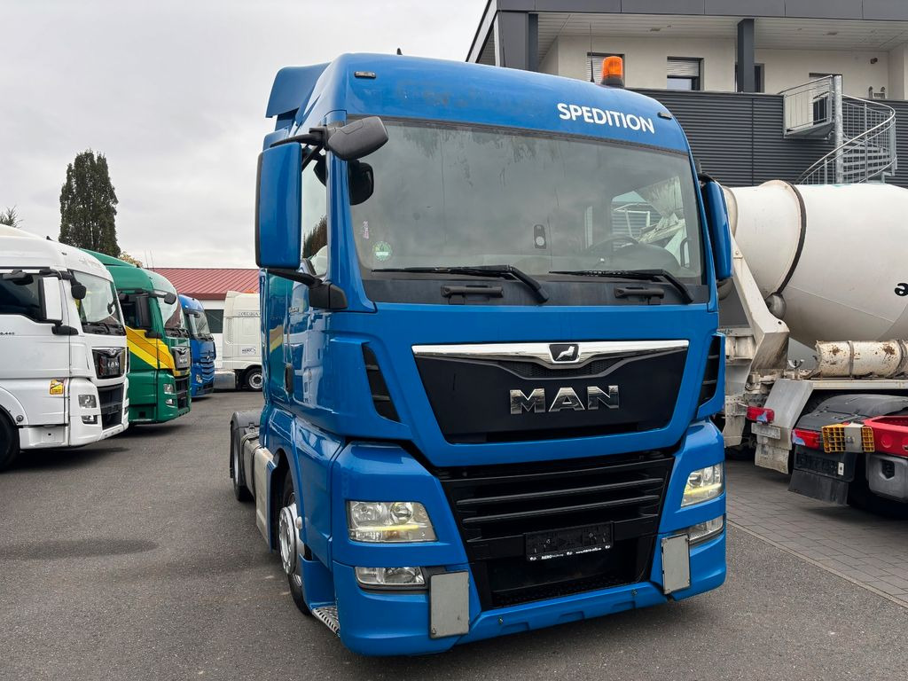 MAN TGX 18.460 MEGA/2Tanks/Ratarder/NAVI MAN TGX 18.460 HUBSATTELKUPPLUNG - Trekker: afbeelding 4 MAN TGX 18.460 MEGA/2Tanks/Ratarder/NAVI MAN TGX 18.460 HUBSATTELKUPPLUNG - Trekker: afbeelding 4