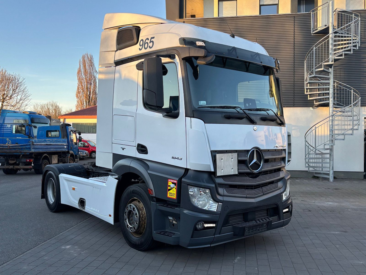 Mercedes-Benz Actros 1843 1845 - Trekker: afbeelding 2 Mercedes-Benz Actros 1843 1845 - Trekker: afbeelding 2