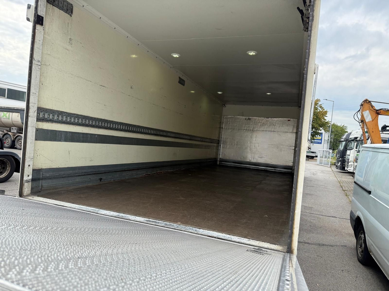 Walther Kamera/LBW/Luft/Scheiben - Gesloten aanhangwagen: afbeelding 5 Walther Kamera/LBW/Luft/Scheiben - Gesloten aanhangwagen: afbeelding 5