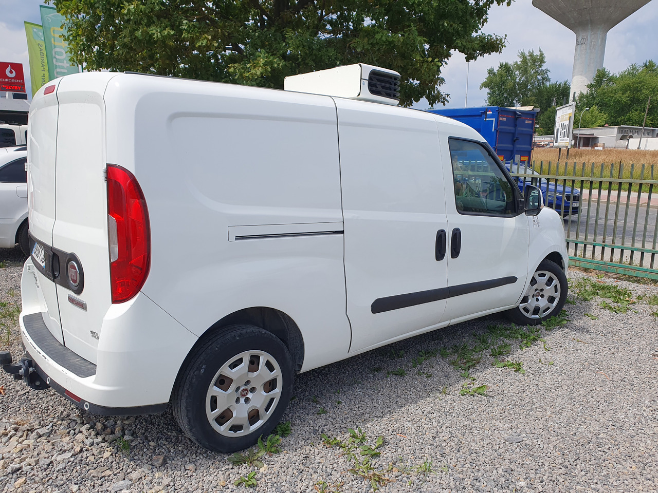FIAT DOBLO 1.6 LONG CHLODNIA carrier KLIMA EURO6 - Koelwagen: afbeelding 3 FIAT DOBLO 1.6 LONG CHLODNIA carrier KLIMA EURO6 - Koelwagen: afbeelding 3