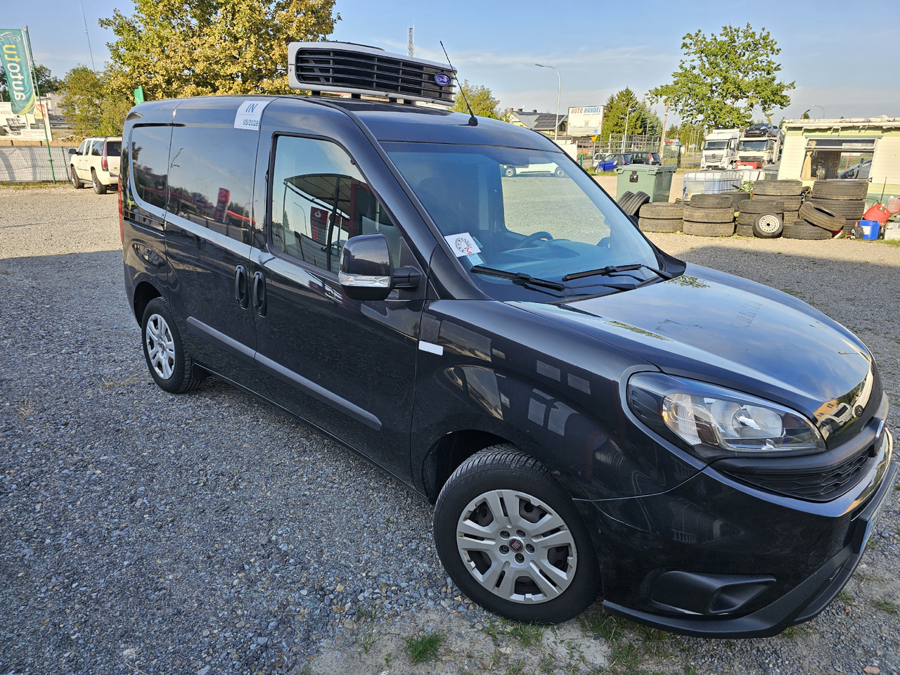 FIAT DOBLO CHLODNIA MROZNIA - 20 C CARRIER KLIMA EURO6 - Koelwagen: afbeelding 3 FIAT DOBLO CHLODNIA MROZNIA - 20 C CARRIER KLIMA EURO6 - Koelwagen: afbeelding 3