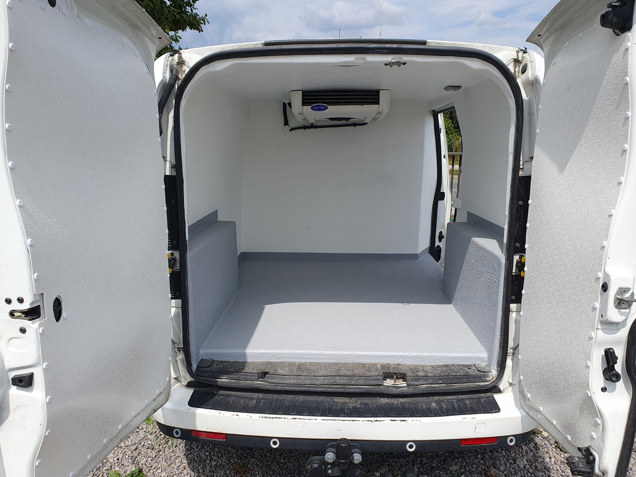 FIAT DOBLO LONG CHLODNIA carrier KLIMA EURO6 - Koelwagen: afbeelding 1 FIAT DOBLO LONG CHLODNIA carrier KLIMA EURO6 - Koelwagen: afbeelding 1