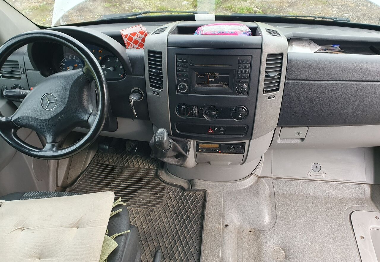 Mercedes-Benz SPRINTER 416 AUTOBUS 20+2 MIEJSCA - Minibus, Personenvervoer: afbeelding 5 Mercedes-Benz SPRINTER 416 AUTOBUS 20+2 MIEJSCA - Minibus, Personenvervoer: afbeelding 5