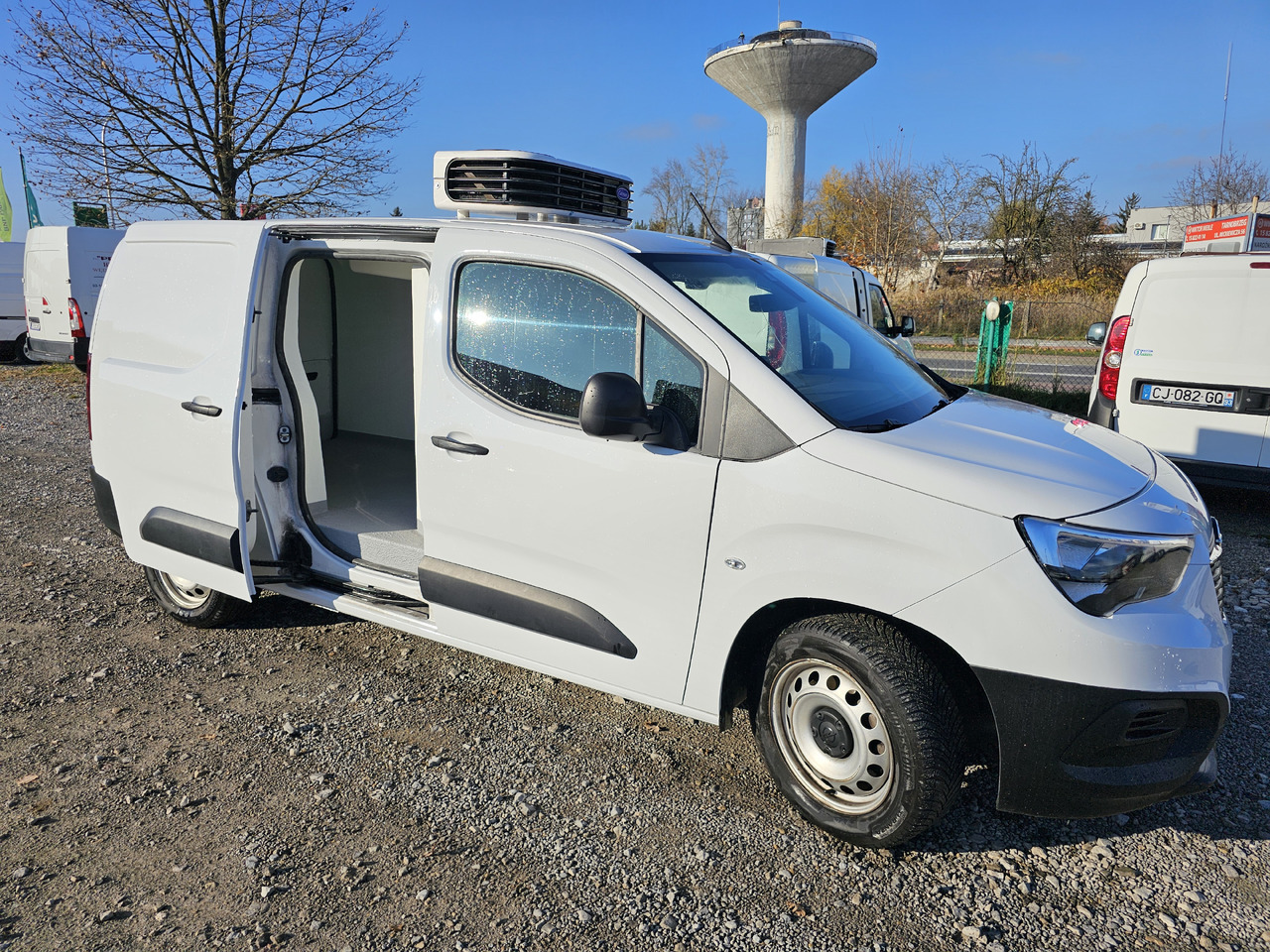 OPEL COMBO MAXI LONG CHLODNIA MROZNIA CARRIER KLIMA EURO6 - Koelwagen: afbeelding 4 OPEL COMBO MAXI LONG CHLODNIA MROZNIA CARRIER KLIMA EURO6 - Koelwagen: afbeelding 4