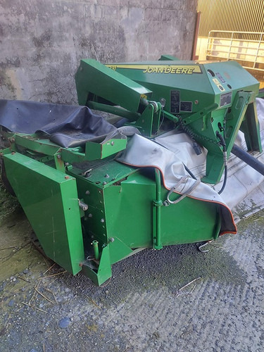 John Deere 131 - Maaimachine: afbeelding 1 John Deere 131 - Maaimachine: afbeelding 1