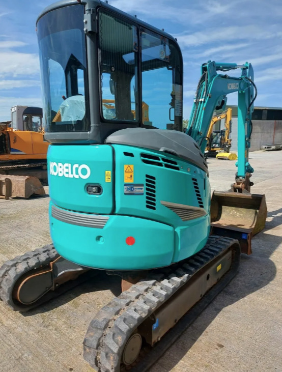 KOBELCO SK28SR-6 - Minigraafmachine: afbeelding 2 KOBELCO SK28SR-6 - Minigraafmachine: afbeelding 2