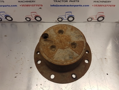 Case Hub Cover 4472452036  Zf Apl 330 81437c1 - Naaf voor Tractor: afbeelding 2 Case Hub Cover 4472452036  Zf Apl 330 81437c1 - Naaf voor Tractor: afbeelding 2