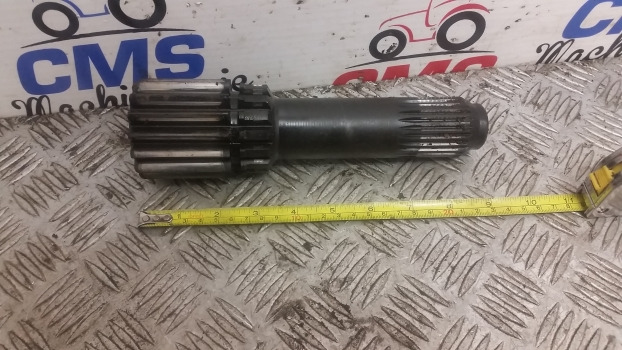 Case International 885, 885 Xl, 995, 895, 685, Planetary Shaft Right 404343r1 - Achterass: afbeelding 1 Case International 885, 885 Xl, 995, 895, 685, Planetary Shaft Right 404343r1 - Achterass: afbeelding 1