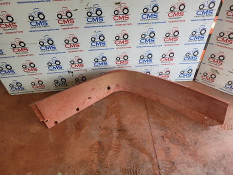 Case Mxm, New Holland Tm Series Mxm190 Cab Rear Mudguard Fender Rhs Red 82023529 - Fender: afbeelding 5 Case Mxm, New Holland Tm Series Mxm190 Cab Rear Mudguard Fender Rhs Red 82023529 - Fender: afbeelding 5