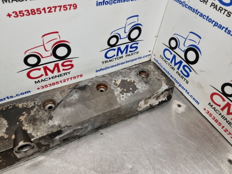 Claas Ares 656rc, Jd6068 Engine Valve Cover R121453, R135388, R135360 - Cilinderkop: afbeelding 4 Claas Ares 656rc, Jd6068 Engine Valve Cover R121453, R135388, R135360 - Cilinderkop: afbeelding 4
