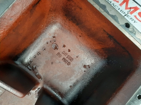 Claas Ares 710 - 836, 720, 816, 826 Engine Oil Sump 6005021469 - Carterpan voor Tractor: afbeelding 3 Claas Ares 710 - 836, 720, 816, 826 Engine Oil Sump 6005021469 - Carterpan voor Tractor: afbeelding 3