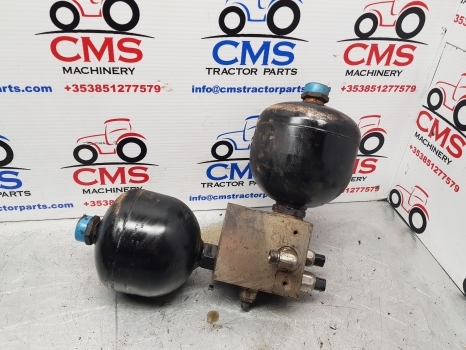 Claas Arion 500, 600 Series 640 Brake Valve, Safety Block 0021603450, 0021603451 - Remventiel voor Tractor: afbeelding 1 Claas Arion 500, 600 Series 640 Brake Valve, Safety Block 0021603450, 0021603451 - Remventiel voor Tractor: afbeelding 1