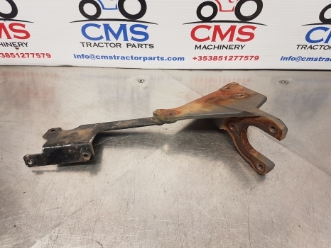 Claas Arion 640, 600 Hexashift, Cmatic Egr Support 0011469870, 11469870 - Motor en onderdelen voor Tractor: afbeelding 5 Claas Arion 640, 600 Hexashift, Cmatic Egr Support 0011469870, 11469870 - Motor en onderdelen voor Tractor: afbeelding 5