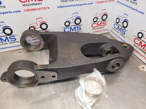 Claas Arion Carraro 20.29 Si Front Axle Bottom Wishbone Arm Lhs 12047, 68168, 68164 - Ophanging: afbeelding 1 Claas Arion Carraro 20.29 Si Front Axle Bottom Wishbone Arm Lhs 12047, 68168, 68164 - Ophanging: afbeelding 1