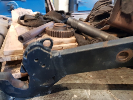 Deutz Agrotron M620 Lift Arm Lhs 0.014.1470.3/20 - Ophanging: afbeelding 1 Deutz Agrotron M620 Lift Arm Lhs 0.014.1470.3/20 - Ophanging: afbeelding 1