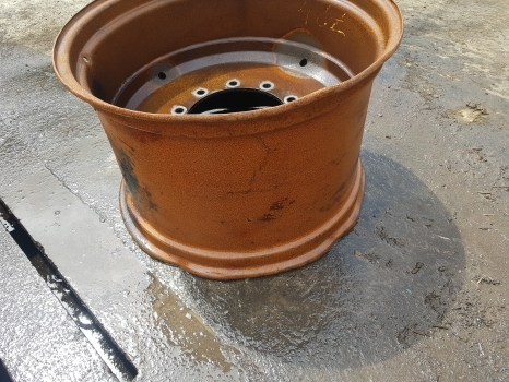 Fendt 724 S4 Massey Ferguson Front Wheel Rim W18x28 H718701024018 - Velg voor Tractor: afbeelding 5 Fendt 724 S4 Massey Ferguson Front Wheel Rim W18x28 H718701024018 - Velg voor Tractor: afbeelding 5