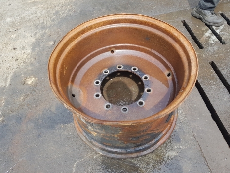Fendt 724 S4 Massey Ferguson Front Wheel Rim W18x28 H718701024018 - Velg voor Tractor: afbeelding 2 Fendt 724 S4 Massey Ferguson Front Wheel Rim W18x28 H718701024018 - Velg voor Tractor: afbeelding 2