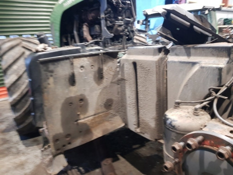 Fendt 928 Fuel Tank Main H931202060100 - Brandstoftank: afbeelding 3 Fendt 928 Fuel Tank Main H931202060100 - Brandstoftank: afbeelding 3