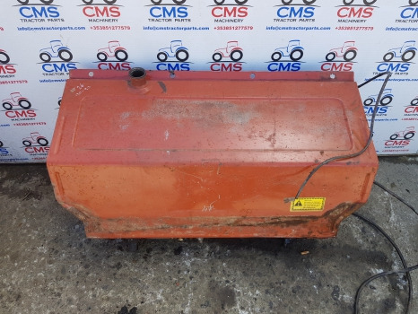 Fiat 115-90, 130-90, 150-90, 160-90, 180-90 Super Comfort Cab Fuel Tank 5151991 - Brandstoftank: afbeelding 1 Fiat 115-90, 130-90, 150-90, 160-90, 180-90 Super Comfort Cab Fuel Tank 5151991 - Brandstoftank: afbeelding 1