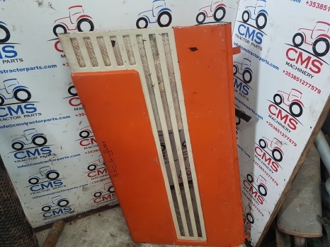 Fiat 880, 90-90 Side Grille Panel Rhs 5132328, 5132329, 5108137 - Rooster voor Tractor: afbeelding 2 Fiat 880, 90-90 Side Grille Panel Rhs 5132328, 5132329, 5108137 - Rooster voor Tractor: afbeelding 2