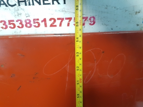 Fiat 980, 980dt Engine Bonnet. Hood, Check Measurament. - Motorkap voor Tractor: afbeelding 4 Fiat 980, 980dt Engine Bonnet. Hood, Check Measurament. - Motorkap voor Tractor: afbeelding 4