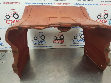 Fiat Classic Series 450, 480, 500, 540, 550, 600, Battery Cover Panel 4950903 - Carrosserie en exterieur: afbeelding 4 Fiat Classic Series 450, 480, 500, 540, 550, 600, Battery Cover Panel 4950903 - Carrosserie en exterieur: afbeelding 4