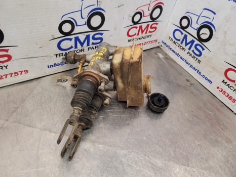 Fiat F Series F120, F130, F140 Brake Master Cylinder 5145630, 5145631, 82003369 - Remcilinder voor Landbouwmachine: afbeelding 2 Fiat F Series F120, F130, F140 Brake Master Cylinder 5145630, 5145631, 82003369 - Remcilinder voor Landbouwmachine: afbeelding 2