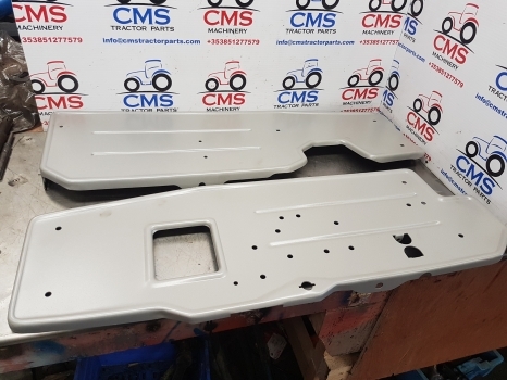 Ford 1000, 5000, 100 Series Footstep Set 5nn16472c, E0nn16451ac - Treeplank voor Tractor: afbeelding 1 Ford 1000, 5000, 100 Series Footstep Set 5nn16472c, E0nn16451ac - Treeplank voor Tractor: afbeelding 1