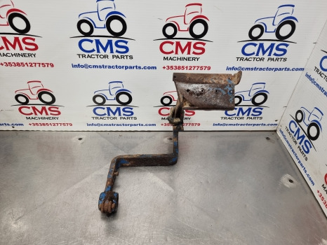 Ford 4610, 10 Series, Lp Cab Clutch Pedal D4nn2n002c - Pedaal voor Tractor: afbeelding 1 Ford 4610, 10 Series, Lp Cab Clutch Pedal D4nn2n002c - Pedaal voor Tractor: afbeelding 1