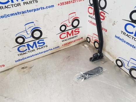 Ford 5610, 6610, 7610, 7810, Tw15, Tw5 Sq Cab Mirror Arm Lhs, Rhs E6nn17k714aa - Achteruitkijkspiegel voor Landbouwmachine: afbeelding 4 Ford 5610, 6610, 7610, 7810, Tw15, Tw5 Sq Cab Mirror Arm Lhs, Rhs E6nn17k714aa - Achteruitkijkspiegel voor Landbouwmachine: afbeelding 4