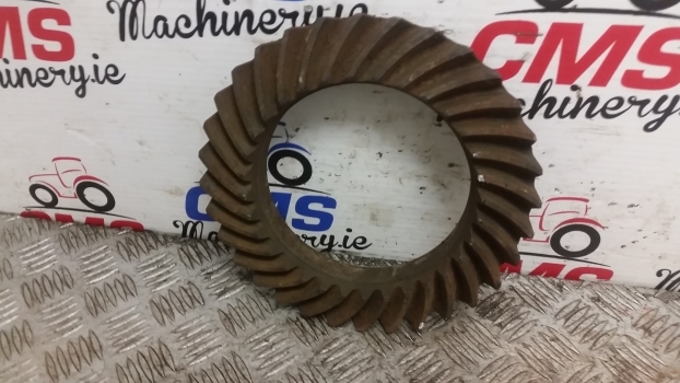 Ford 655, 655a, 555a Jcb 3cx Bevel Ring Gear 32t, 146 Mm - Transmissie voor Graaflaadmachine: afbeelding 1 Ford 655, 655a, 555a Jcb 3cx Bevel Ring Gear 32t, 146 Mm - Transmissie voor Graaflaadmachine: afbeelding 1