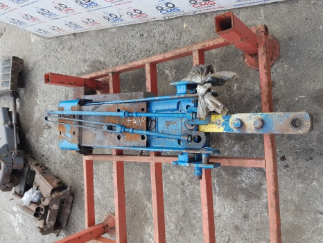 Ford 7610, 6610, 7710, 10 Series, Pick Up Hitch Complete Edpne967b - Frame/ Chassis: afbeelding 5 Ford 7610, 6610, 7710, 10 Series, Pick Up Hitch Complete Edpne967b - Frame/ Chassis: afbeelding 5