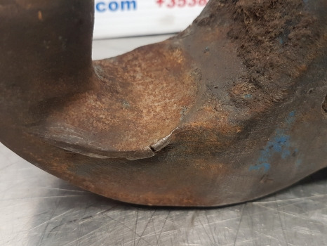 Ford 7810, 6610, 6410, 7710, 8210 Hook For Fwd. E0nne918ac29b, 83943810 - Frame/ Chassis: afbeelding 3 Ford 7810, 6610, 6410, 7710, 8210 Hook For Fwd. E0nne918ac29b, 83943810 - Frame/ Chassis: afbeelding 3
