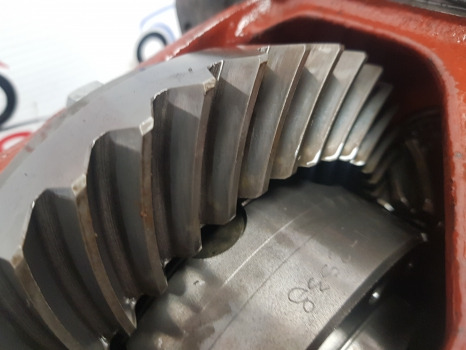 Ford 8240, 8340, 7840, Front Axle Differential Unit Complete 5164363, 5164364 - Vooras: afbeelding 4 Ford 8240, 8340, 7840, Front Axle Differential Unit Complete 5164363, 5164364 - Vooras: afbeelding 4