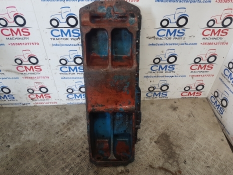 Ford 8700, 9700 Engine Oil Pan D6nn6676b, D5nn6676a, D5nn6676b, 83910678 - Carterpan voor Tractor: afbeelding 1 Ford 8700, 9700 Engine Oil Pan D6nn6676b, D5nn6676a, D5nn6676b, 83910678 - Carterpan voor Tractor: afbeelding 1