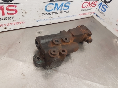 Ford New Holland 7840, 40 Serie Hydraulic Brake Valve For Parts Only F0nn2n073bd - Remventiel voor Tractor: afbeelding 3 Ford New Holland 7840, 40 Serie Hydraulic Brake Valve For Parts Only F0nn2n073bd - Remventiel voor Tractor: afbeelding 3
